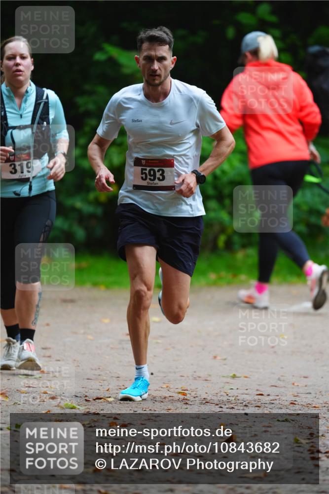 11.10.2026 - Bramfelder Halbmarathon 2026 LAZAROV Photography http://msf.ph/oto/10843682 11.10.2026 10:49:05 Laufen 319, 593 meine-sportfotos.de