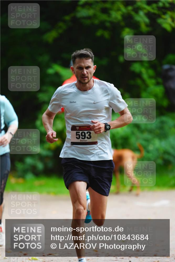 11.10.2026 - Bramfelder Halbmarathon 2026 LAZAROV Photography http://msf.ph/oto/10843684 11.10.2026 10:49:06 Laufen 593 meine-sportfotos.de