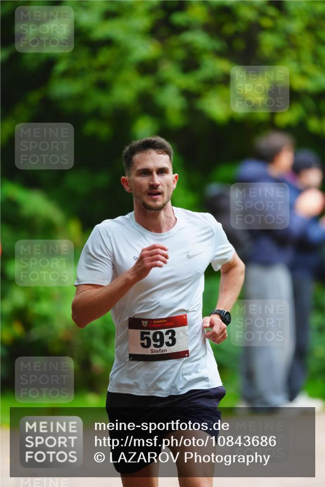 11.10.2026 - Bramfelder Halbmarathon 2026 LAZAROV Photography http://msf.ph/oto/10843686 11.10.2026 10:49:07 Laufen 593 meine-sportfotos.de
