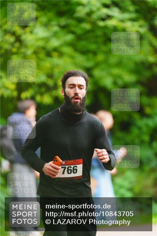 11.10.2026 - Bramfelder Halbmarathon 2026 LAZAROV Photography http://msf.ph/oto/10843705 11.10.2026 10:49:28 Laufen 35, 766 meine-sportfotos.de