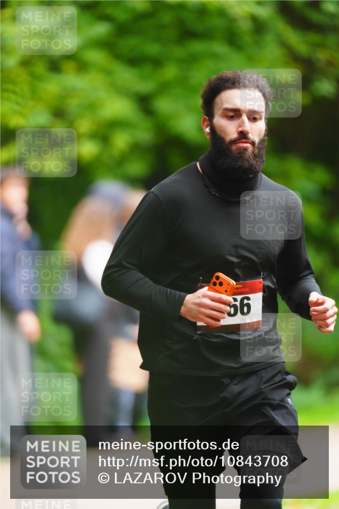 11.10.2026 - Bramfelder Halbmarathon 2026 LAZAROV Photography http://msf.ph/oto/10843708 11.10.2026 10:49:28 Laufen 66 meine-sportfotos.de