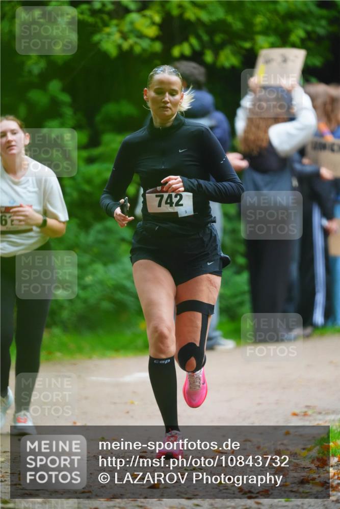 11.10.2026 - Bramfelder Halbmarathon 2026 LAZAROV Photography http://msf.ph/oto/10843732 11.10.2026 10:50:00 Laufen 667, 742, 21 meine-sportfotos.de