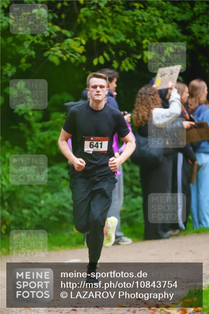 11.10.2026 - Bramfelder Halbmarathon 2026 LAZAROV Photography http://msf.ph/oto/10843754 11.10.2026 10:50:47 Laufen 260, 641 meine-sportfotos.de