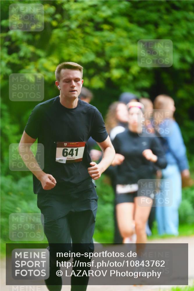 11.10.2026 - Bramfelder Halbmarathon 2026 LAZAROV Photography http://msf.ph/oto/10843762 11.10.2026 10:50:50 Laufen 641, 260 meine-sportfotos.de