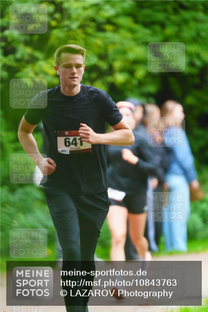 11.10.2026 - Bramfelder Halbmarathon 2026 LAZAROV Photography http://msf.ph/oto/10843763 11.10.2026 10:50:50 Laufen 260, 15, 641 meine-sportfotos.de