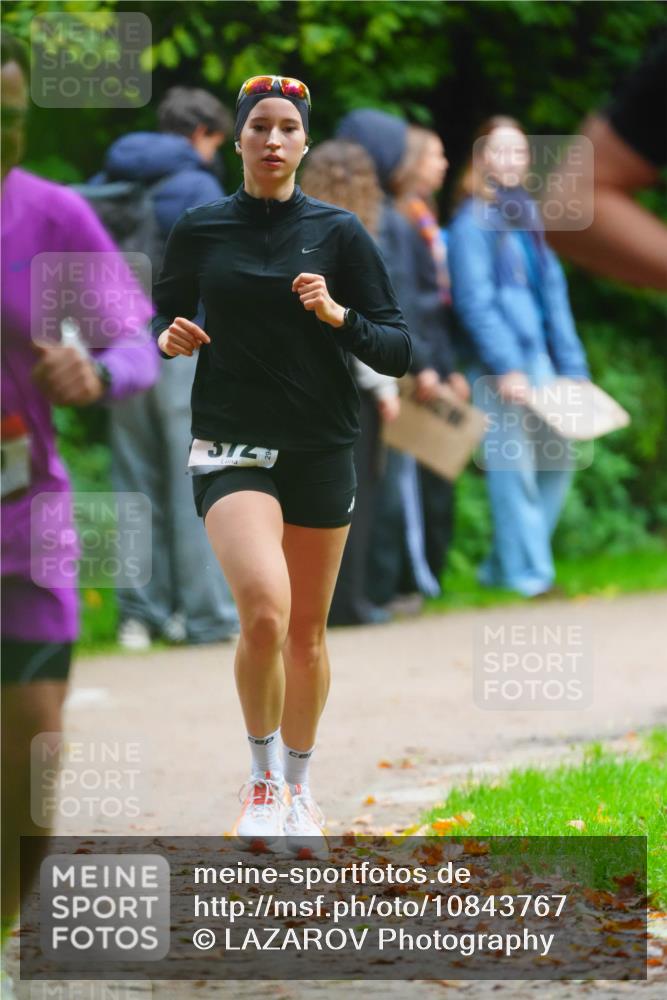 11.10.2026 - Bramfelder Halbmarathon 2026 LAZAROV Photography http://msf.ph/oto/10843767 11.10.2026 10:50:52 Laufen 572, 24 meine-sportfotos.de