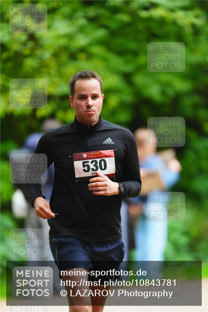 11.10.2026 - Bramfelder Halbmarathon 2026 LAZAROV Photography http://msf.ph/oto/10843781 11.10.2026 10:51:13 Laufen 35, 530 meine-sportfotos.de