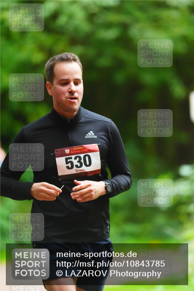 11.10.2026 - Bramfelder Halbmarathon 2026 LAZAROV Photography http://msf.ph/oto/10843785 11.10.2026 10:51:14 Laufen 35, 530 meine-sportfotos.de