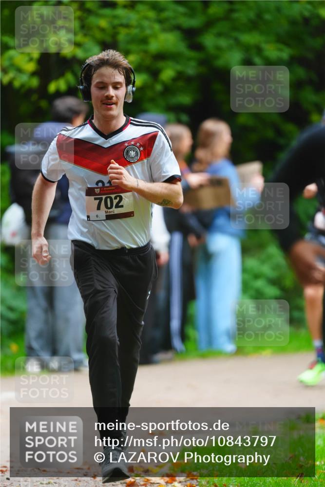 11.10.2026 - Bramfelder Halbmarathon 2026 LAZAROV Photography http://msf.ph/oto/10843797 11.10.2026 10:51:22 Laufen 702, 6 meine-sportfotos.de