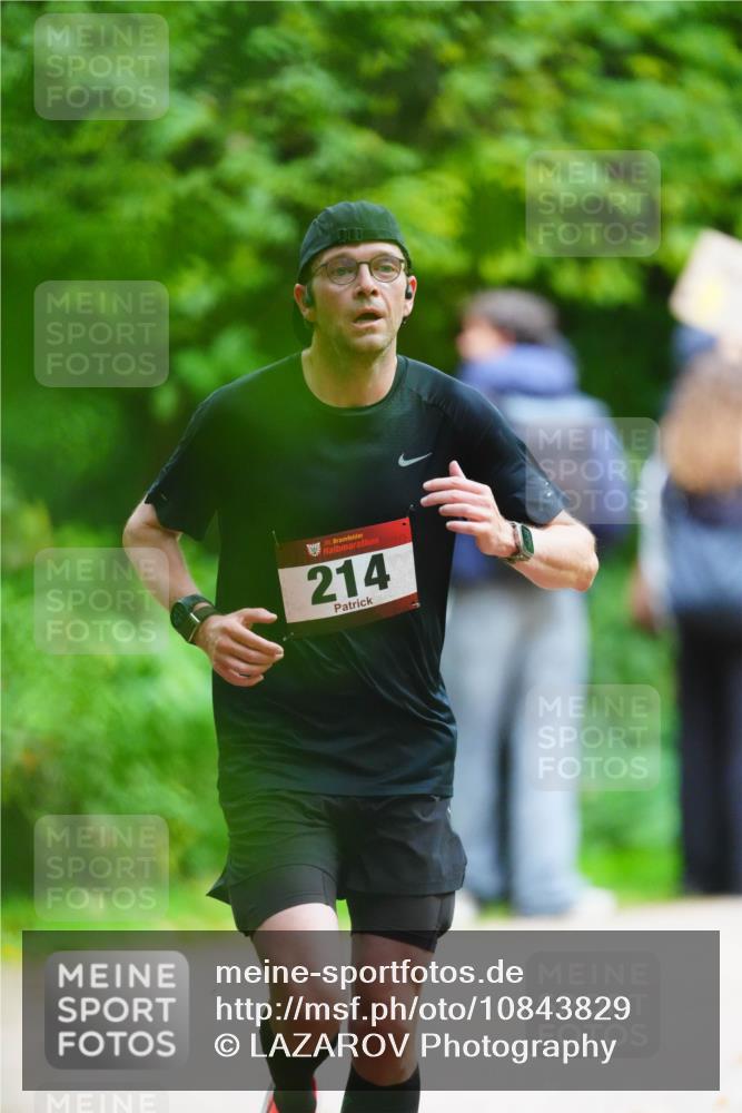11.10.2026 - Bramfelder Halbmarathon 2026 LAZAROV Photography http://msf.ph/oto/10843829 11.10.2026 10:51:52 Laufen 35, 214 meine-sportfotos.de