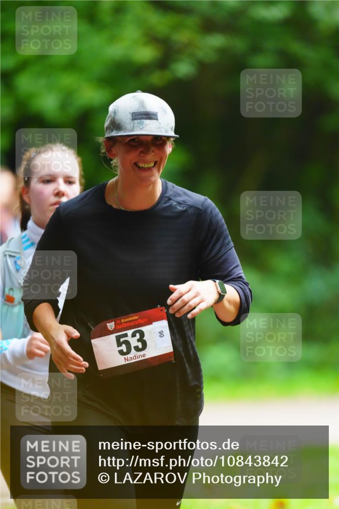 11.10.2026 - Bramfelder Halbmarathon 2026 LAZAROV Photography http://msf.ph/oto/10843842 11.10.2026 10:52:10 Laufen 35, 53, 90, 06 meine-sportfotos.de