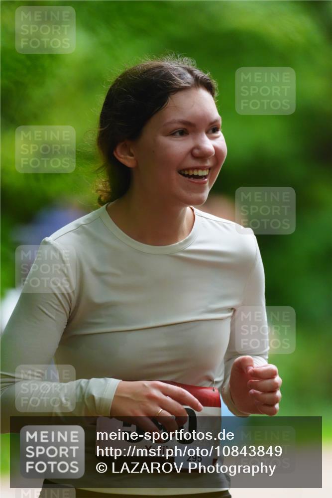 11.10.2026 - Bramfelder Halbmarathon 2026 LAZAROV Photography http://msf.ph/oto/10843849 11.10.2026 10:52:13 Laufen 530, 295 meine-sportfotos.de