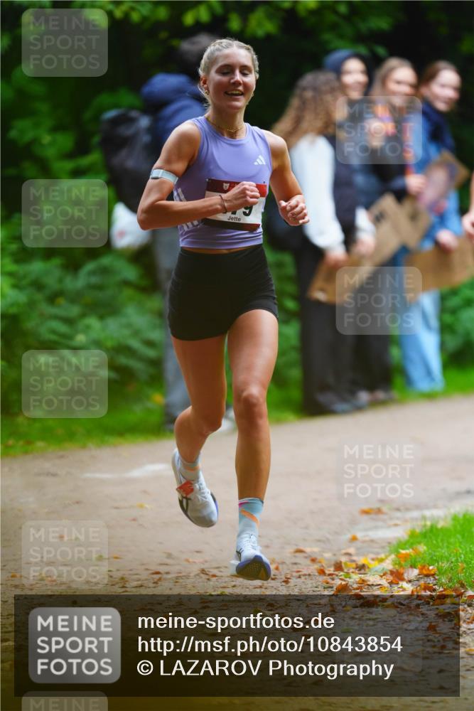 11.10.2026 - Bramfelder Halbmarathon 2026 LAZAROV Photography http://msf.ph/oto/10843854 11.10.2026 10:52:36 Laufen  meine-sportfotos.de