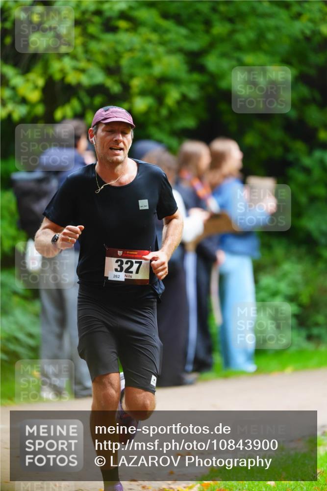 11.10.2026 - Bramfelder Halbmarathon 2026 LAZAROV Photography http://msf.ph/oto/10843900 11.10.2026 10:53:29 Laufen 327, 262 meine-sportfotos.de