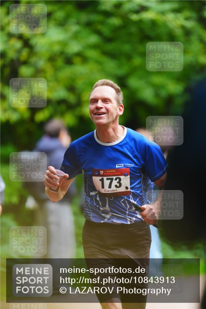 11.10.2026 - Bramfelder Halbmarathon 2026 LAZAROV Photography http://msf.ph/oto/10843913 11.10.2026 10:53:38 Laufen 173 meine-sportfotos.de