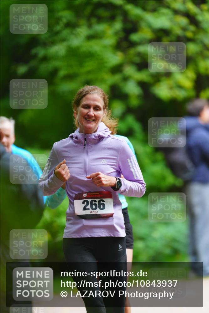 11.10.2026 - Bramfelder Halbmarathon 2026 LAZAROV Photography http://msf.ph/oto/10843937 11.10.2026 10:54:06 Laufen 35, 266 meine-sportfotos.de