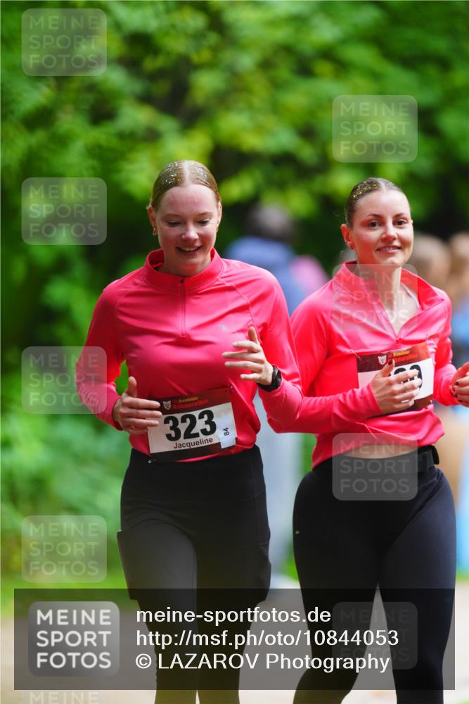 11.10.2026 - Bramfelder Halbmarathon 2026 LAZAROV Photography http://msf.ph/oto/10844053 11.10.2026 10:55:36 Laufen 323, 64, 84 meine-sportfotos.de