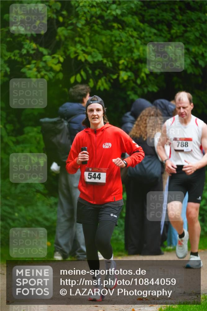 11.10.2026 - Bramfelder Halbmarathon 2026 LAZAROV Photography http://msf.ph/oto/10844059 11.10.2026 10:56:11 Laufen 544, 788 meine-sportfotos.de