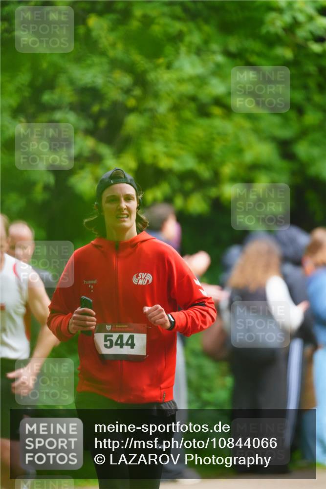 11.10.2026 - Bramfelder Halbmarathon 2026 LAZAROV Photography http://msf.ph/oto/10844066 11.10.2026 10:56:14 Laufen 544 meine-sportfotos.de