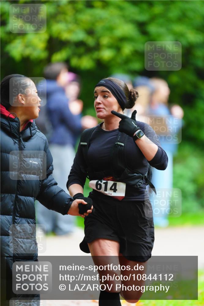 11.10.2026 - Bramfelder Halbmarathon 2026 LAZAROV Photography http://msf.ph/oto/10844112 11.10.2026 10:56:38 Laufen 614 meine-sportfotos.de