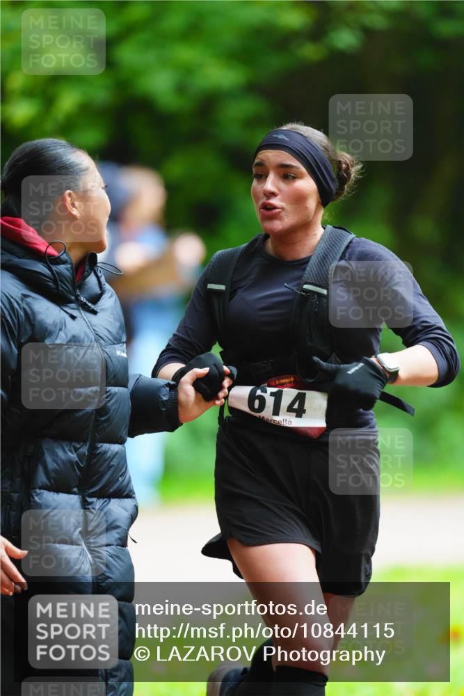 11.10.2026 - Bramfelder Halbmarathon 2026 LAZAROV Photography http://msf.ph/oto/10844115 11.10.2026 10:56:39 Laufen 614 meine-sportfotos.de