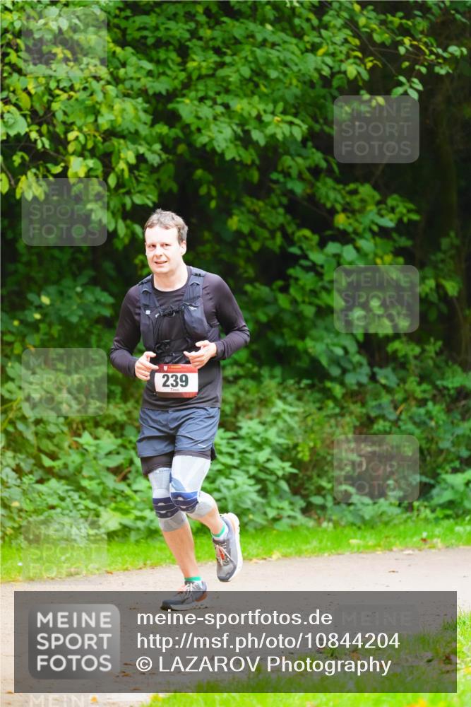 11.10.2026 - Bramfelder Halbmarathon 2026 LAZAROV Photography http://msf.ph/oto/10844204 11.10.2026 10:57:57 Laufen 239 meine-sportfotos.de