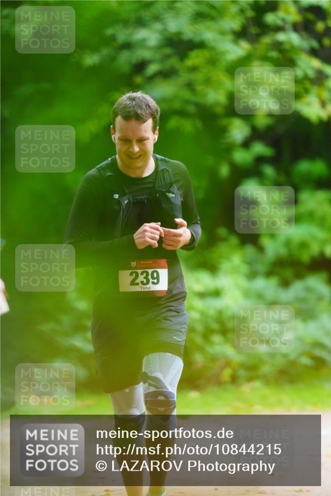 11.10.2026 - Bramfelder Halbmarathon 2026 LAZAROV Photography http://msf.ph/oto/10844215 11.10.2026 10:58:01 Laufen 239 meine-sportfotos.de