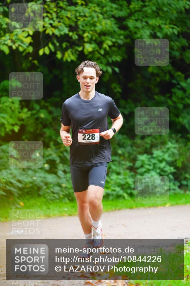 11.10.2026 - Bramfelder Halbmarathon 2026 LAZAROV Photography http://msf.ph/oto/10844226 11.10.2026 10:58:09 Laufen 228 meine-sportfotos.de
