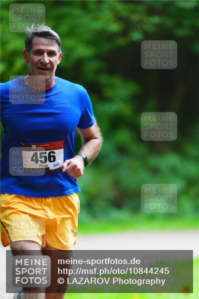 11.10.2026 - Bramfelder Halbmarathon 2026 LAZAROV Photography http://msf.ph/oto/10844245 11.10.2026 10:58:19 Laufen 456, 288 meine-sportfotos.de