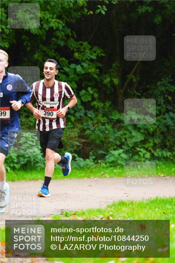 11.10.2026 - Bramfelder Halbmarathon 2026 LAZAROV Photography http://msf.ph/oto/10844250 11.10.2026 10:58:27 Laufen 99, 390 meine-sportfotos.de
