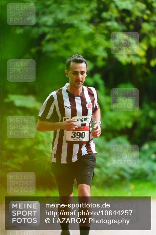 11.10.2026 - Bramfelder Halbmarathon 2026 LAZAROV Photography http://msf.ph/oto/10844257 11.10.2026 10:58:31 Laufen 390 meine-sportfotos.de