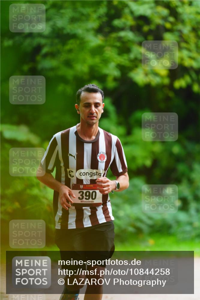11.10.2026 - Bramfelder Halbmarathon 2026 LAZAROV Photography http://msf.ph/oto/10844258 11.10.2026 10:58:31 Laufen 1910, 35, 390 meine-sportfotos.de