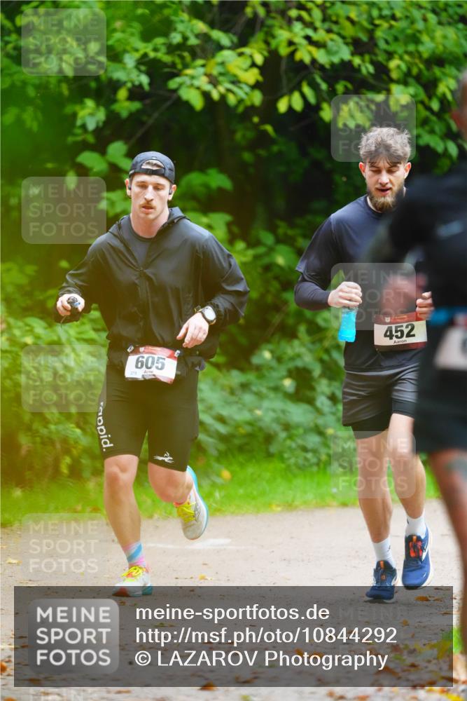11.10.2026 - Bramfelder Halbmarathon 2026 LAZAROV Photography http://msf.ph/oto/10844292 11.10.2026 10:58:58 Laufen 605, 452 meine-sportfotos.de