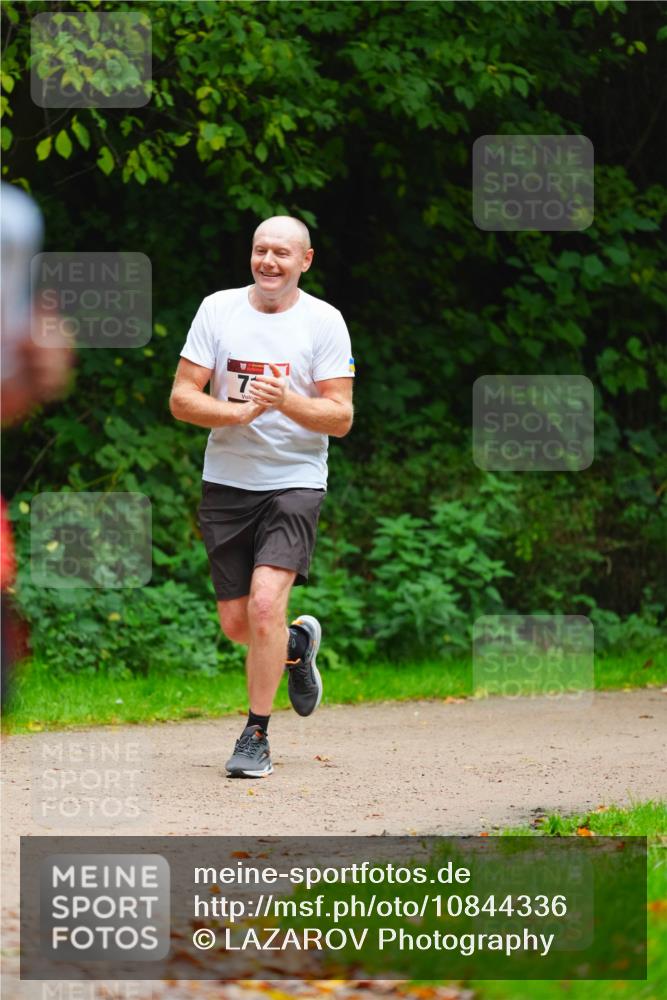 11.10.2026 - Bramfelder Halbmarathon 2026 LAZAROV Photography http://msf.ph/oto/10844336 11.10.2026 10:59:20 Laufen 73 meine-sportfotos.de