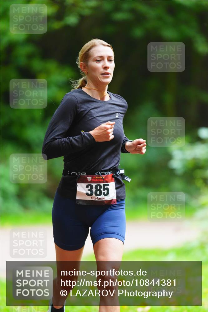 11.10.2026 - Bramfelder Halbmarathon 2026 LAZAROV Photography http://msf.ph/oto/10844381 11.10.2026 10:59:49 Laufen 385 meine-sportfotos.de