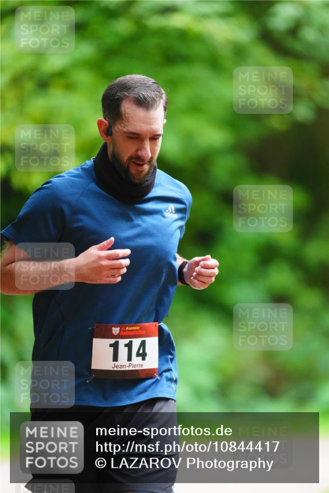 11.10.2026 - Bramfelder Halbmarathon 2026 LAZAROV Photography http://msf.ph/oto/10844417 11.10.2026 11:00:09 Laufen 35, 114 meine-sportfotos.de