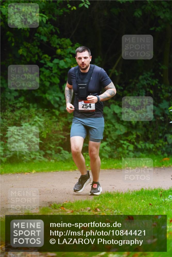 11.10.2026 - Bramfelder Halbmarathon 2026 LAZAROV Photography http://msf.ph/oto/10844421 11.10.2026 11:00:24 Laufen 254 meine-sportfotos.de