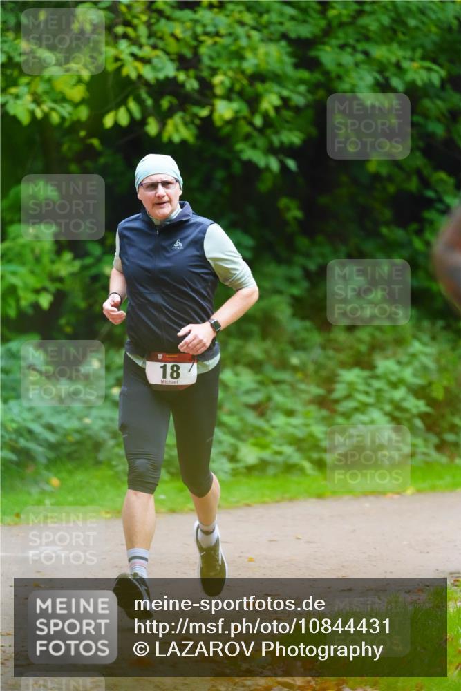 11.10.2026 - Bramfelder Halbmarathon 2026 LAZAROV Photography http://msf.ph/oto/10844431 11.10.2026 11:00:30 Laufen 18 meine-sportfotos.de
