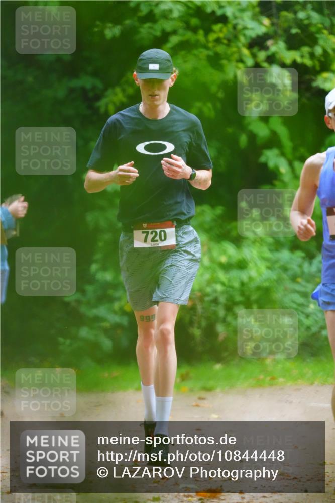 11.10.2026 - Bramfelder Halbmarathon 2026 LAZAROV Photography http://msf.ph/oto/10844448 11.10.2026 11:00:39 Laufen 720, 999 meine-sportfotos.de