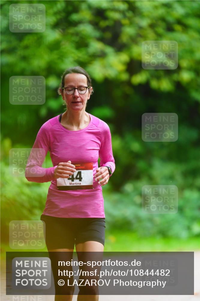 11.10.2026 - Bramfelder Halbmarathon 2026 LAZAROV Photography http://msf.ph/oto/10844482 11.10.2026 11:00:55 Laufen 44 meine-sportfotos.de