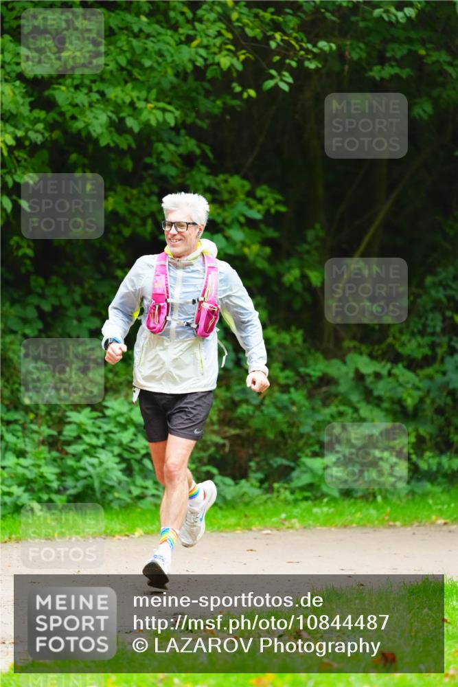 11.10.2026 - Bramfelder Halbmarathon 2026 LAZAROV Photography http://msf.ph/oto/10844487 11.10.2026 11:00:59 Laufen  meine-sportfotos.de