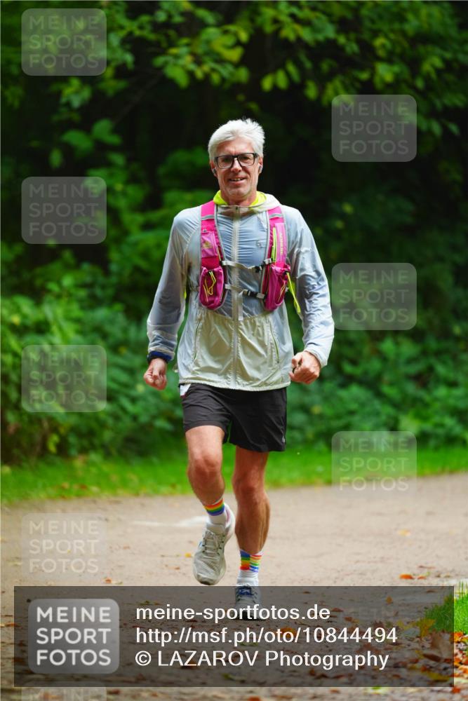 11.10.2026 - Bramfelder Halbmarathon 2026 LAZAROV Photography http://msf.ph/oto/10844494 11.10.2026 11:01:01 Laufen  meine-sportfotos.de