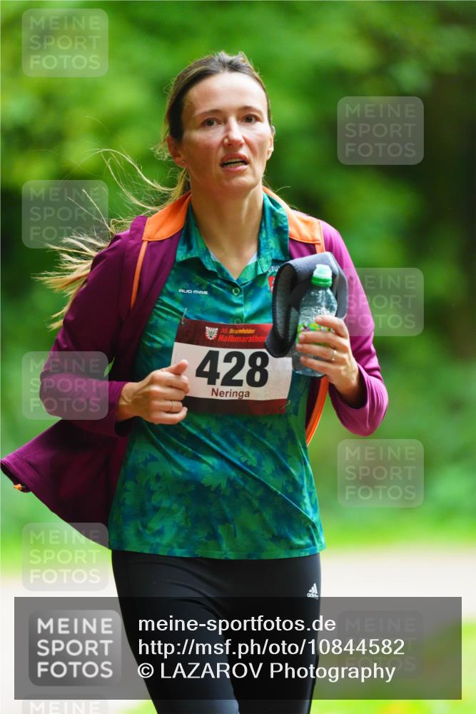 11.10.2026 - Bramfelder Halbmarathon 2026 LAZAROV Photography http://msf.ph/oto/10844582 11.10.2026 11:02:45 Laufen 35, 428 meine-sportfotos.de