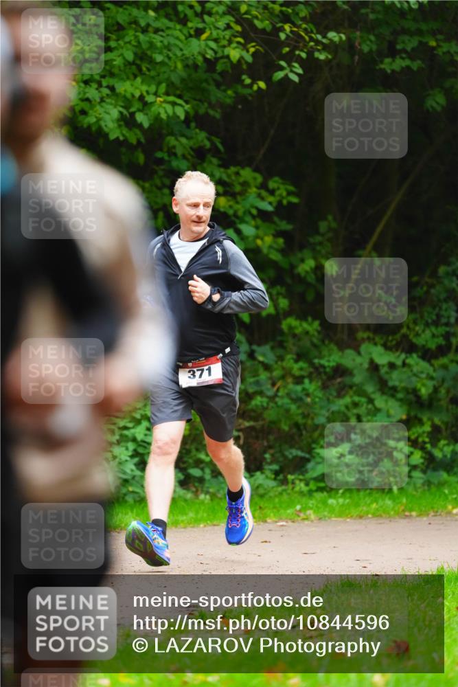 11.10.2026 - Bramfelder Halbmarathon 2026 LAZAROV Photography http://msf.ph/oto/10844596 11.10.2026 11:02:53 Laufen 371 meine-sportfotos.de