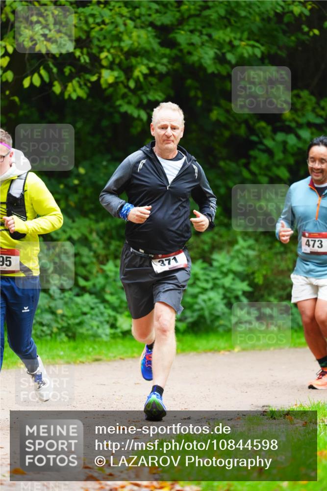 11.10.2026 - Bramfelder Halbmarathon 2026 LAZAROV Photography http://msf.ph/oto/10844598 11.10.2026 11:02:54 Laufen 95, 371, 473 meine-sportfotos.de