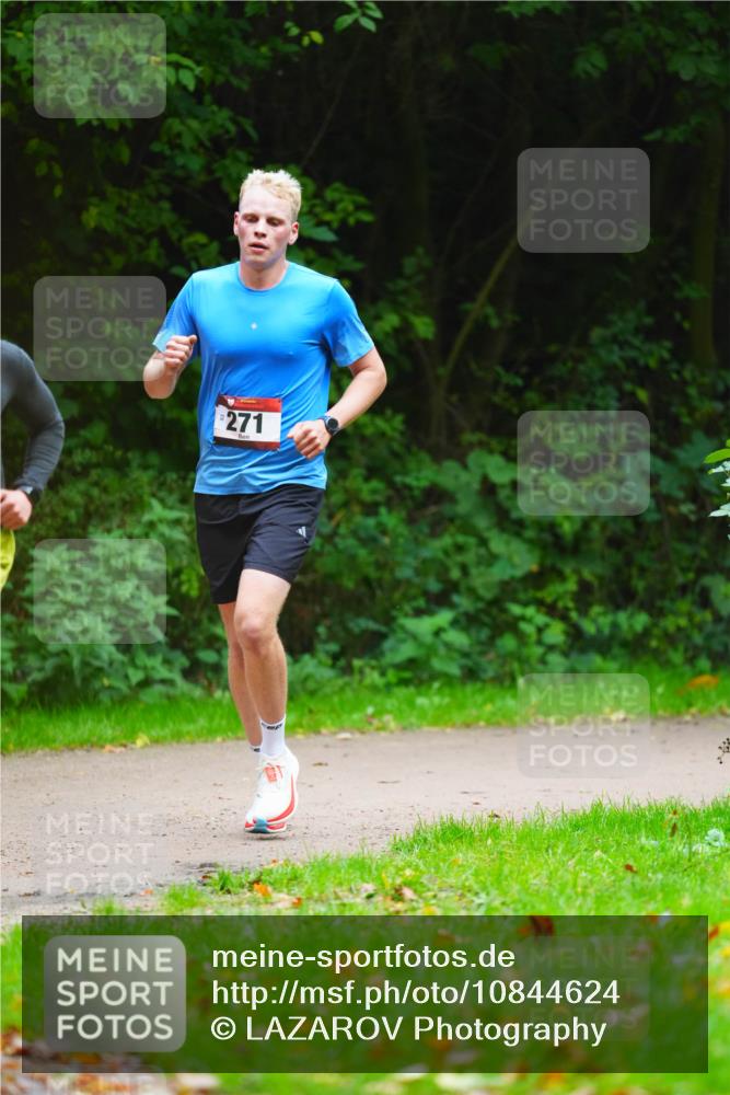 11.10.2026 - Bramfelder Halbmarathon 2026 LAZAROV Photography http://msf.ph/oto/10844624 11.10.2026 11:03:11 Laufen 271 meine-sportfotos.de