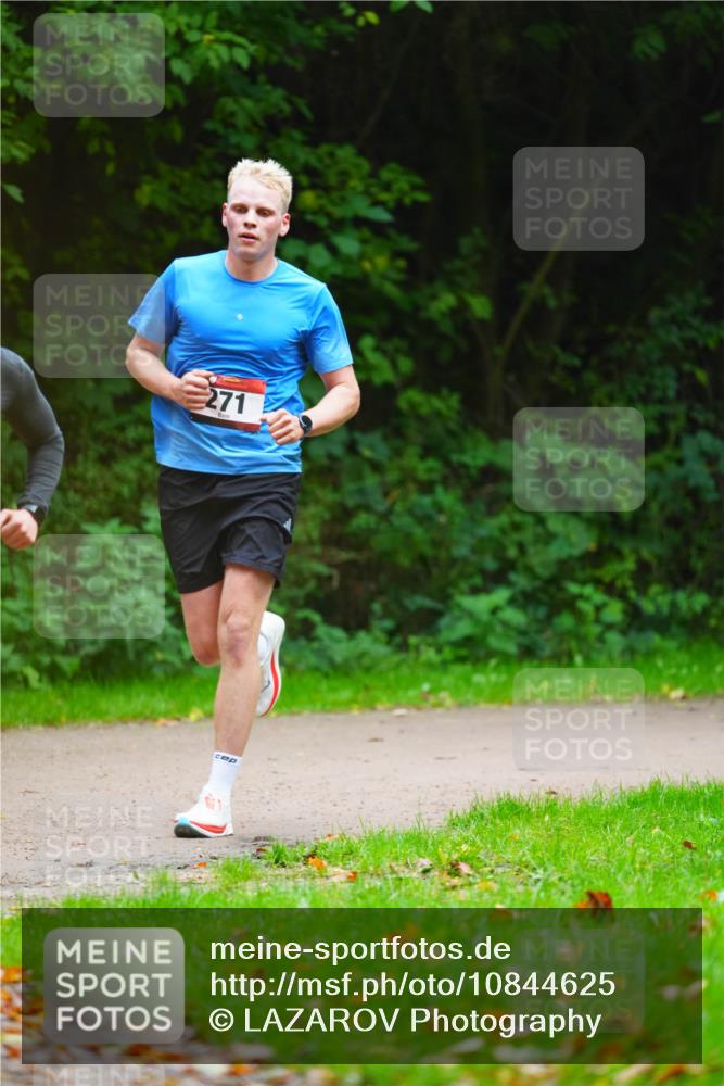 11.10.2026 - Bramfelder Halbmarathon 2026 LAZAROV Photography http://msf.ph/oto/10844625 11.10.2026 11:03:11 Laufen 271 meine-sportfotos.de
