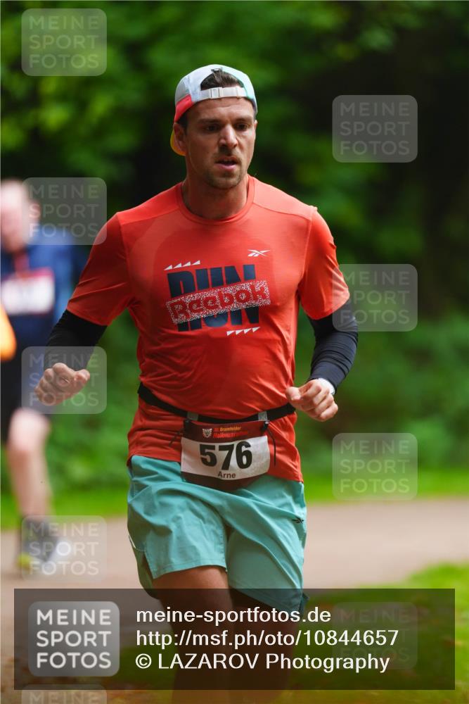 11.10.2026 - Bramfelder Halbmarathon 2026 LAZAROV Photography http://msf.ph/oto/10844657 11.10.2026 11:03:27 Laufen 35, 576 meine-sportfotos.de