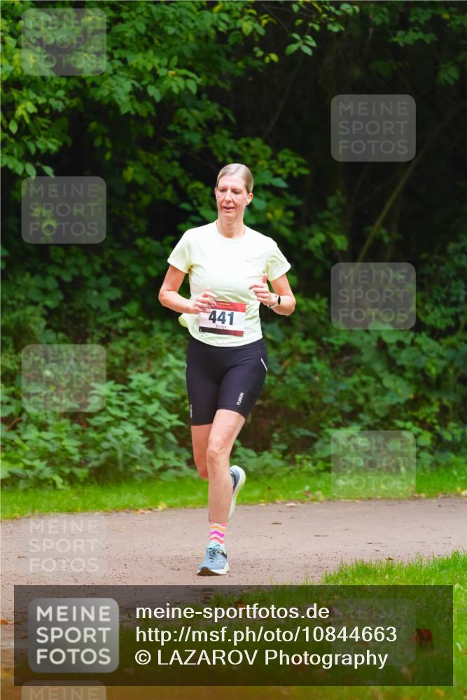 11.10.2026 - Bramfelder Halbmarathon 2026 LAZAROV Photography http://msf.ph/oto/10844663 11.10.2026 11:03:51 Laufen 441 meine-sportfotos.de