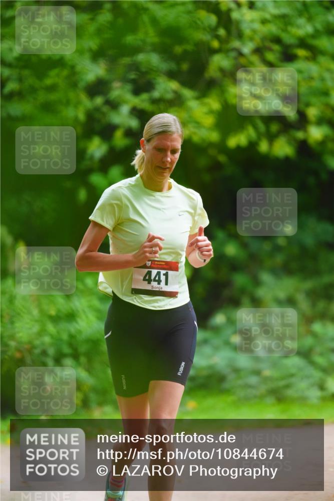 11.10.2026 - Bramfelder Halbmarathon 2026 LAZAROV Photography http://msf.ph/oto/10844674 11.10.2026 11:03:55 Laufen 441 meine-sportfotos.de